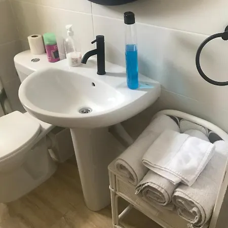 Al Lado De Playa: Bonito Apartamento, Wifi
